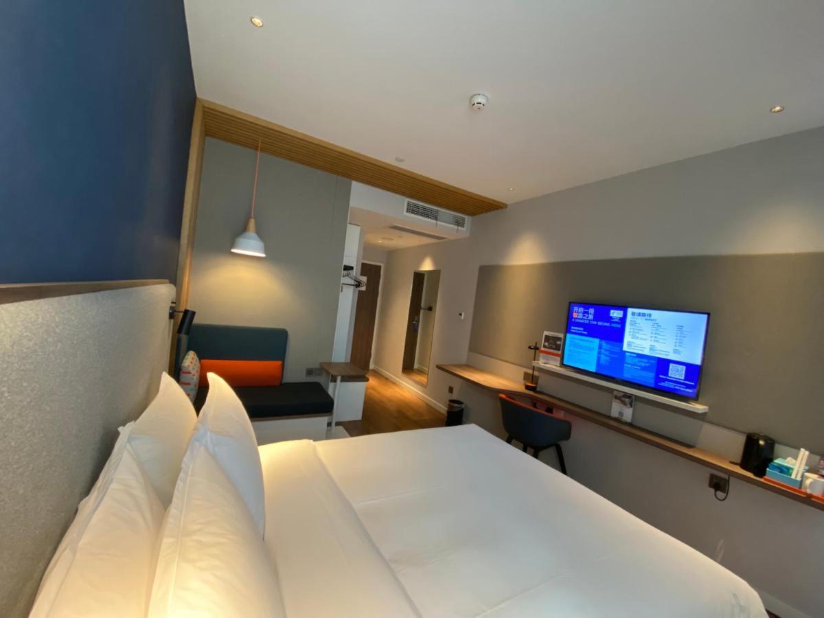 Holiday Inn Express Shanghai Tangzhen By Ihg - 20 Mins To Disney Land Zewnętrze zdjęcie