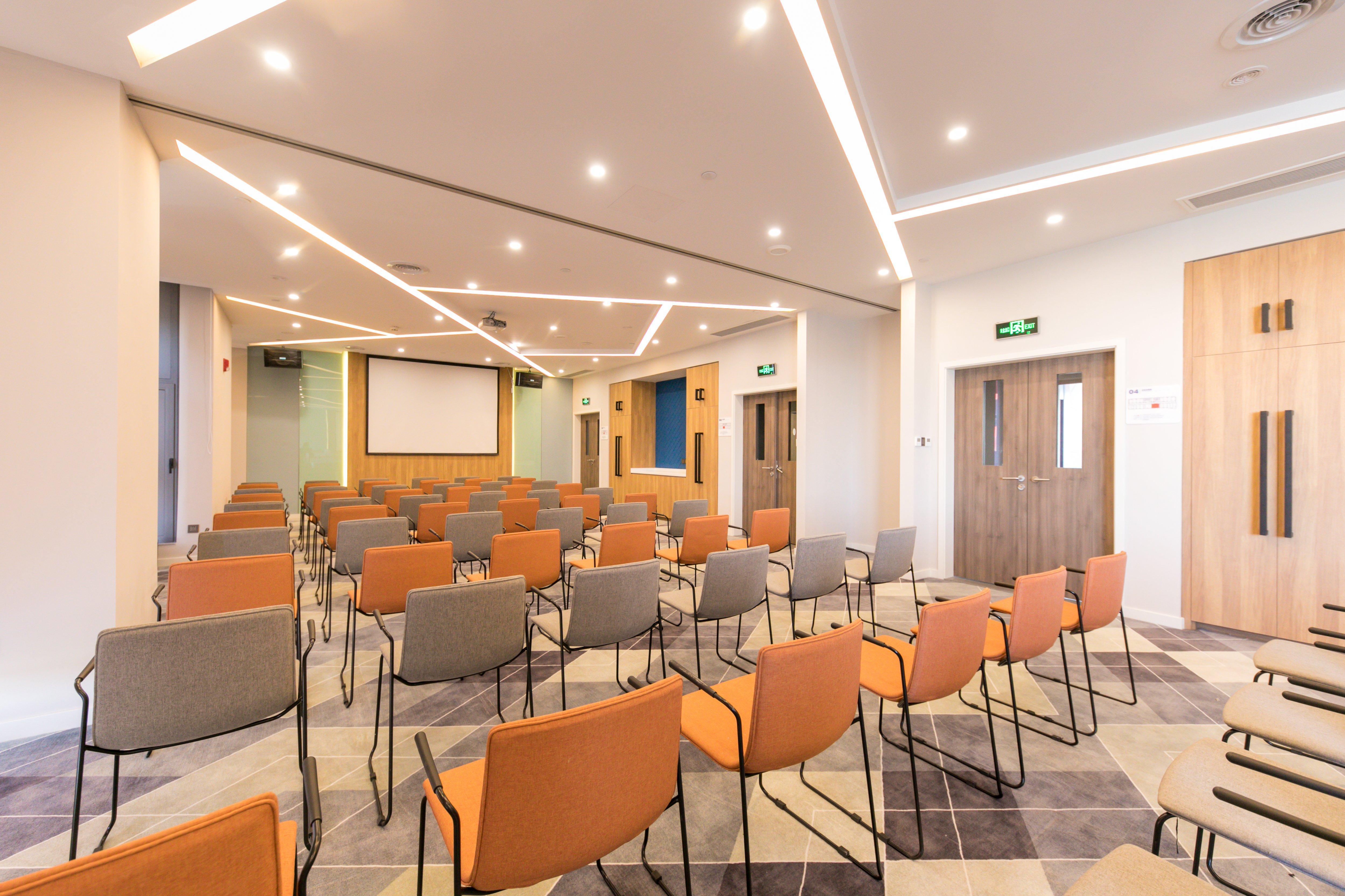 Holiday Inn Express Shanghai Tangzhen By Ihg - 20 Mins To Disney Land Zewnętrze zdjęcie