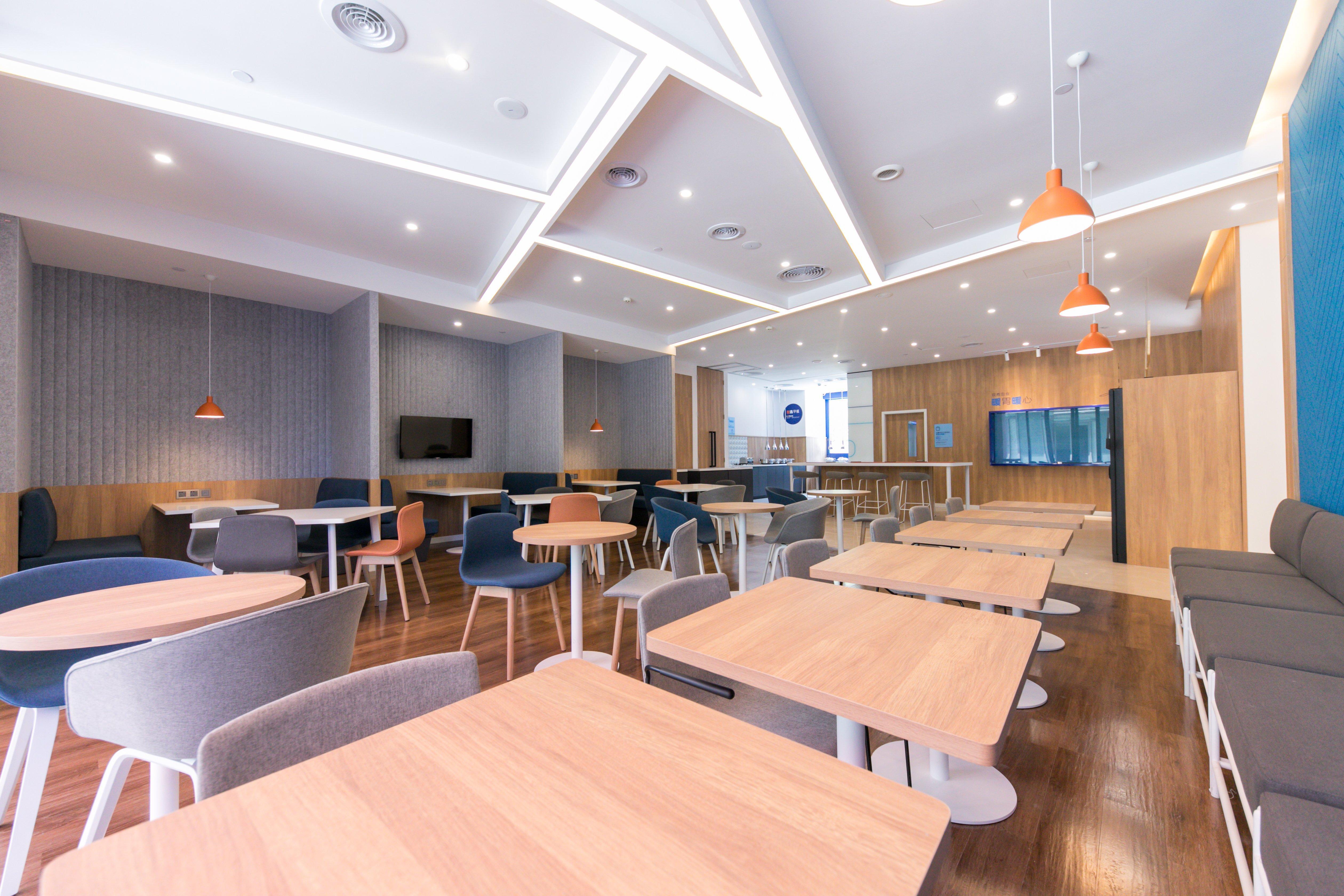 Holiday Inn Express Shanghai Tangzhen By Ihg - 20 Mins To Disney Land Zewnętrze zdjęcie