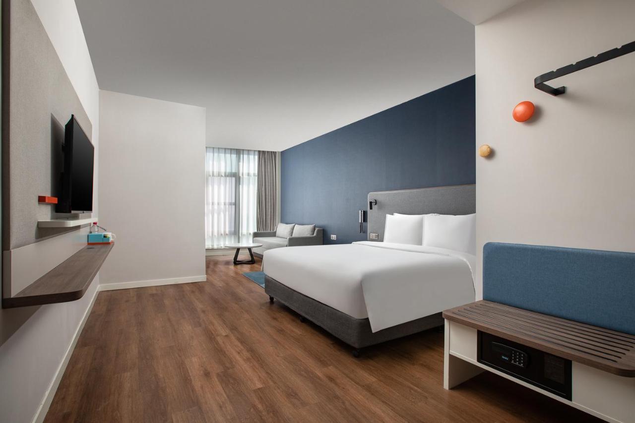 Holiday Inn Express Shanghai Tangzhen By Ihg - 20 Mins To Disney Land Zewnętrze zdjęcie